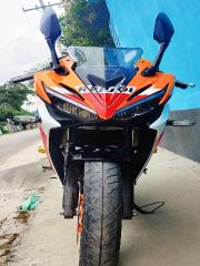 HONDA CBR 150R